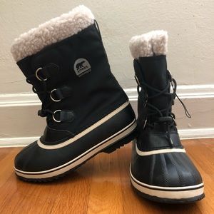 Youth Sorel Boots NEW in box!